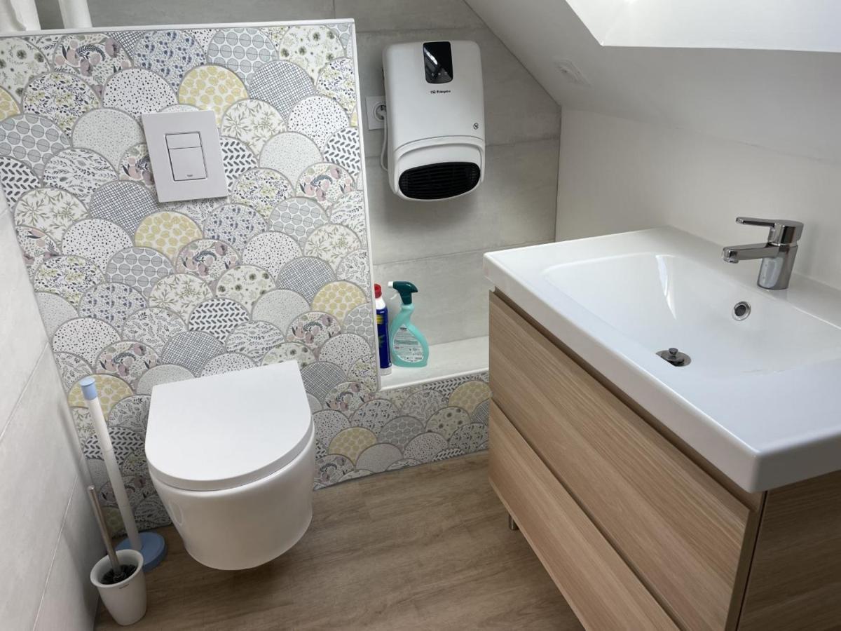 Maison Totalement Renovee 3 Chambres Au Coeur Du Village Lézardrieux Exteriör bild